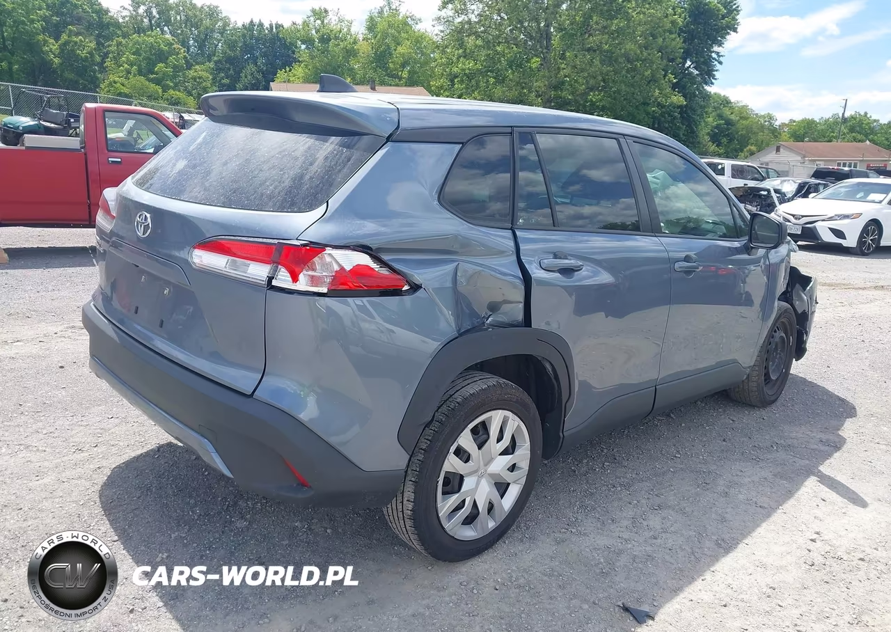 2022 Toyota Corolla Cross L VIN:7MUAAAAG9NV021040 - 4
