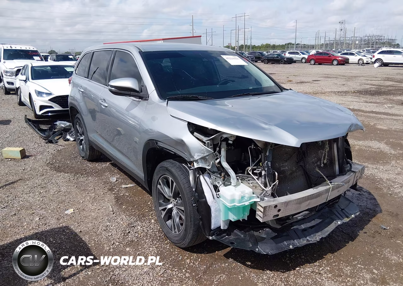 2019 Toyota Highlander Le – zdjęcie 1 z 17