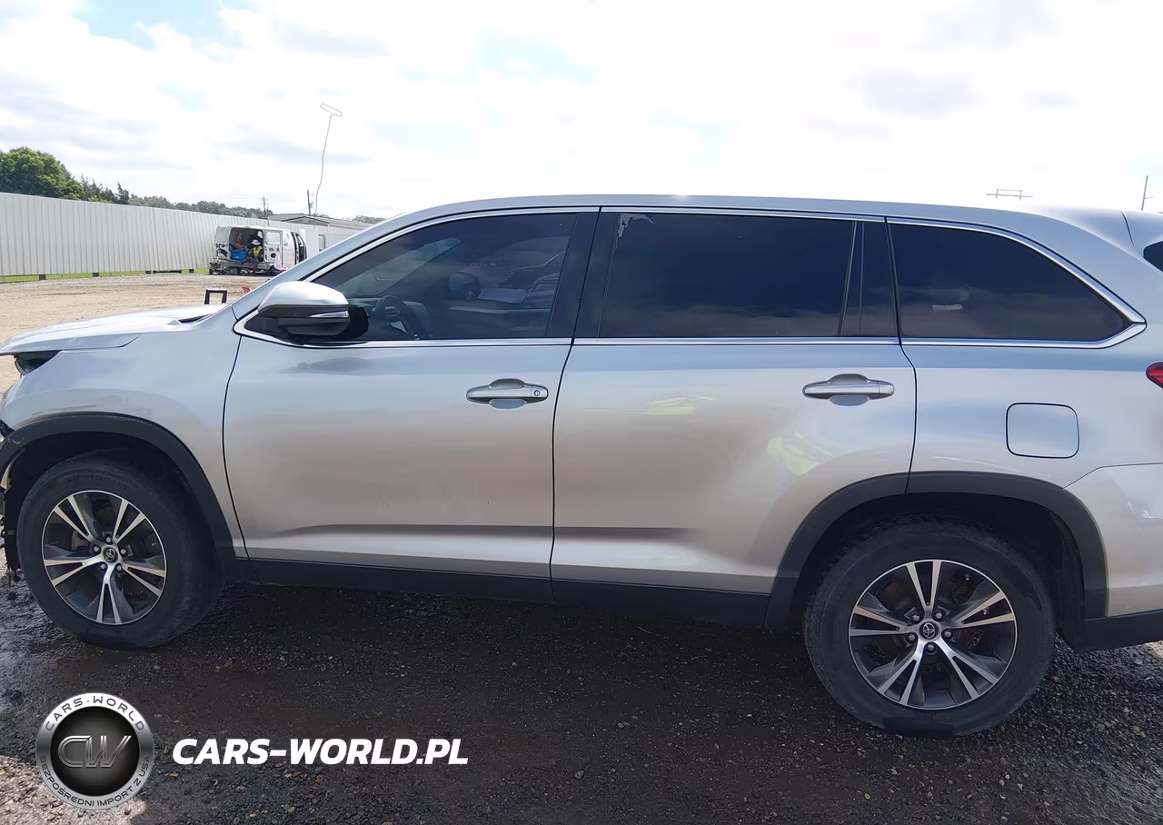 2019 Toyota Highlander Le VIN:5TDZZRFH2KS298808 - 15