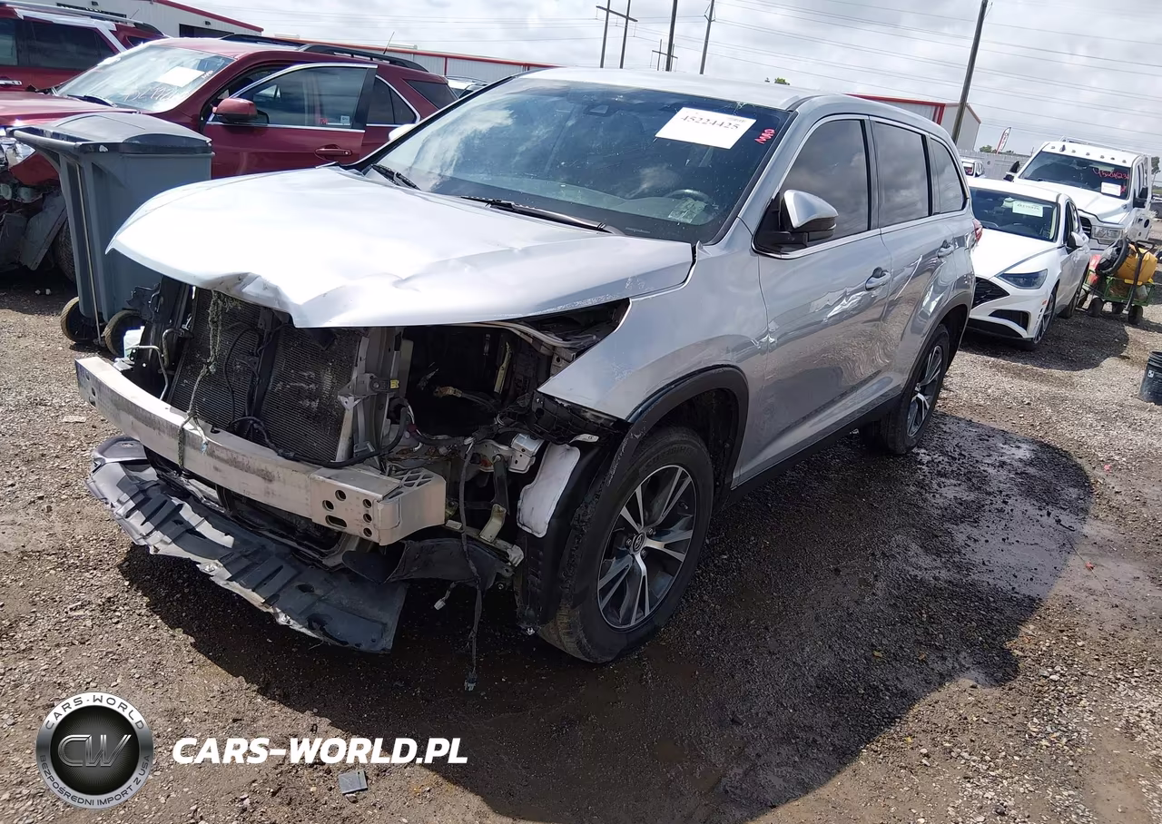2019 Toyota Highlander Le VIN:5TDZZRFH2KS298808 - 2
