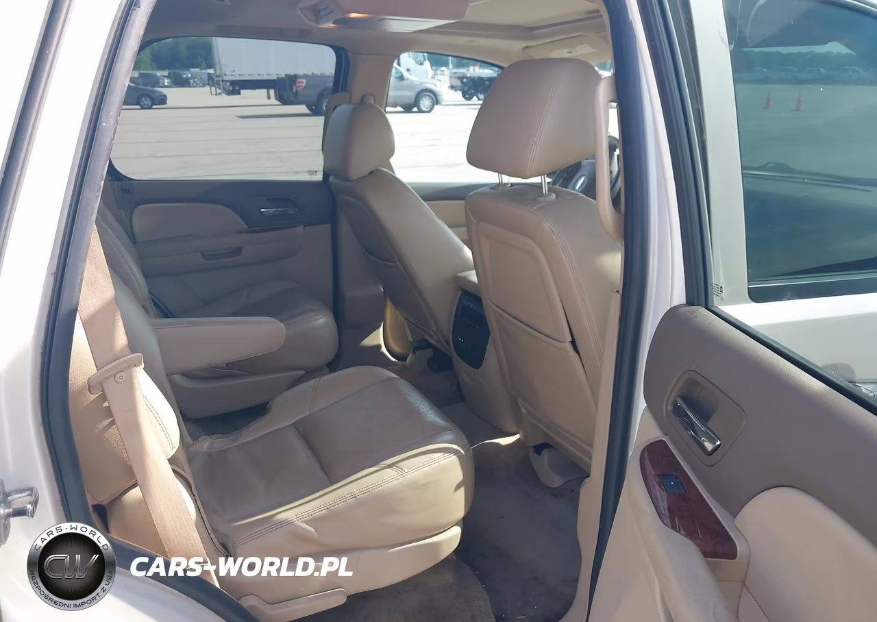 2011 Chevrolet Tahoe Ltz VIN:1GNSKCE03BR256071 - 8