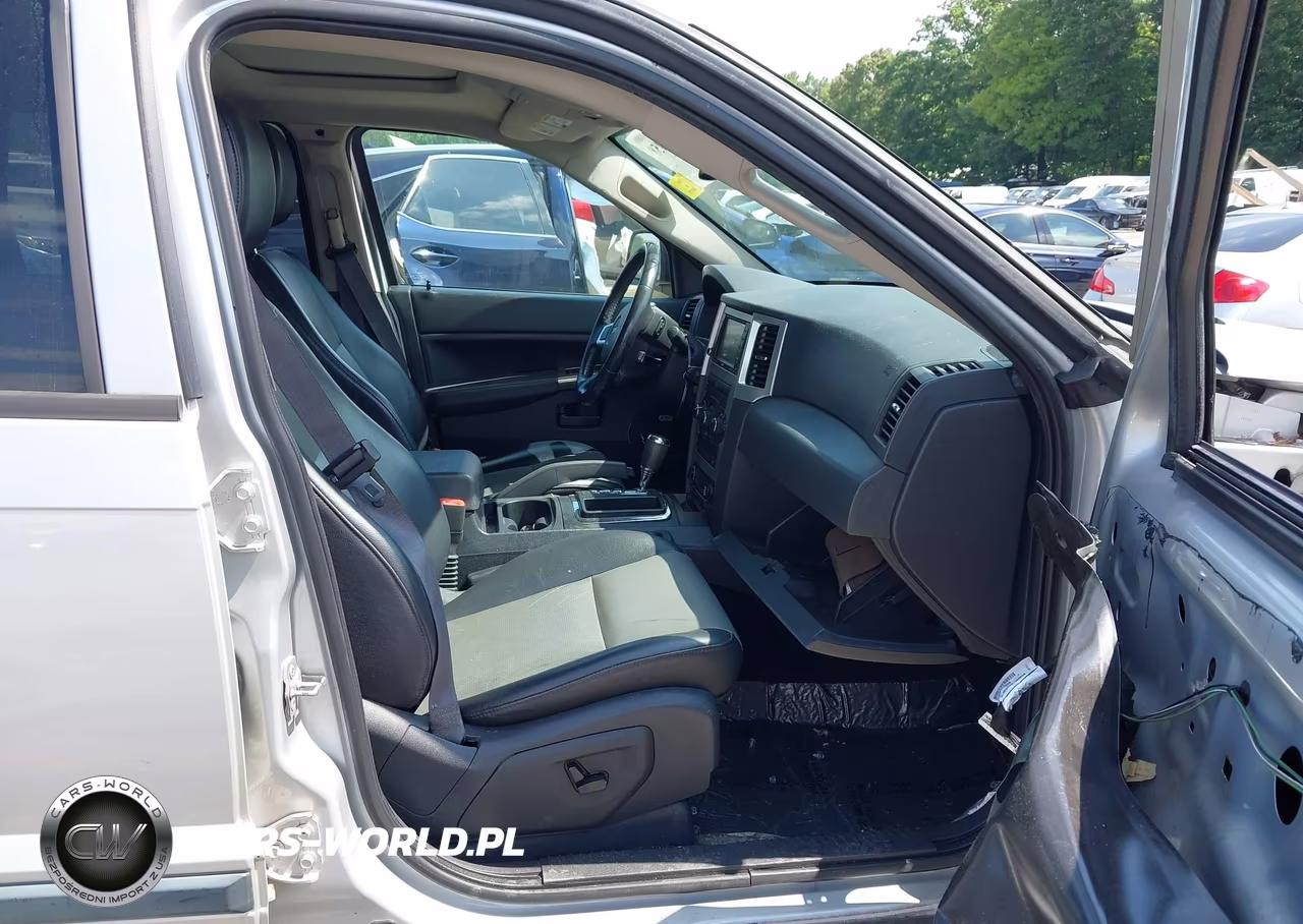 2008 Jeep Grand Cherokee Laredo VIN:1J8GR48K78C206954 - 5