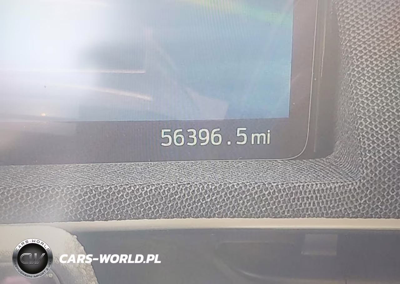 2021 Ford Mustang Mach-E Premium VIN:3FMTK3SU9MMA36955 - 14