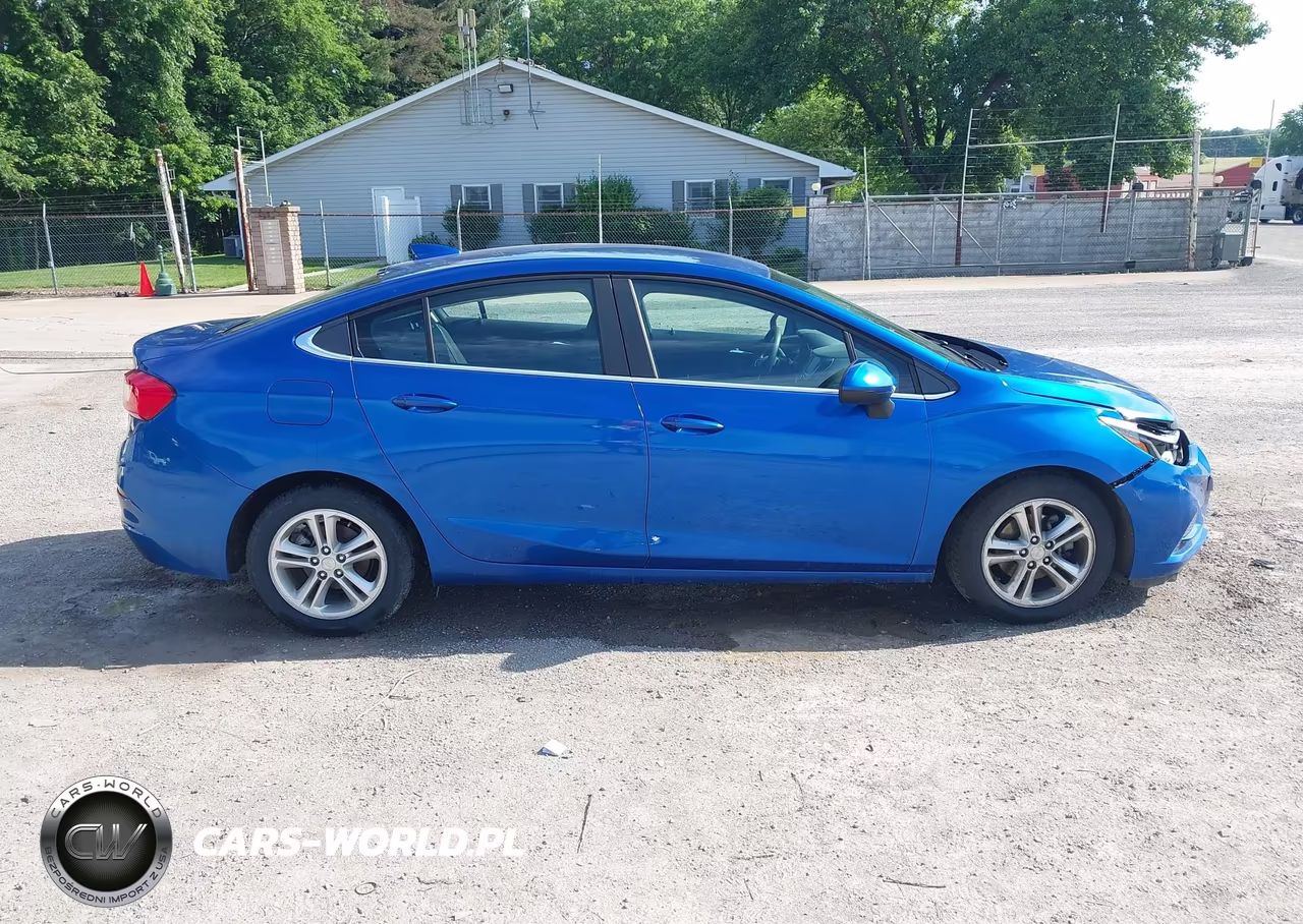 2018 Chevrolet Cruze Lt Auto VIN:1G1BE5SM6J7122435 - 13