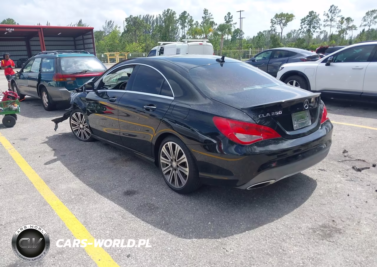 2017 Mercedes-Benz Cla 250 VIN:WDDSJ4EB9HN399048 - 3