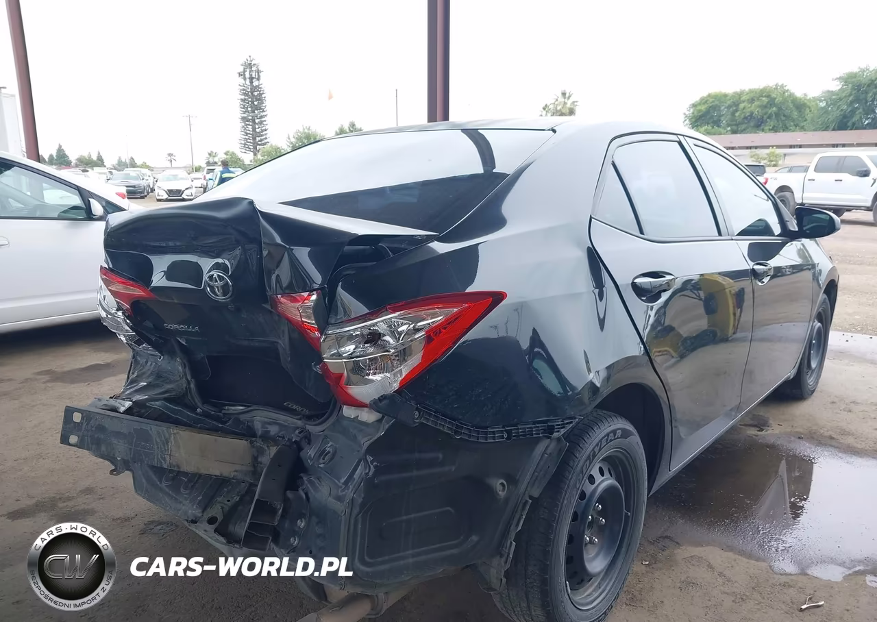 2017 Toyota Corolla Le VIN:2T1BURHE5HC891440 - 4