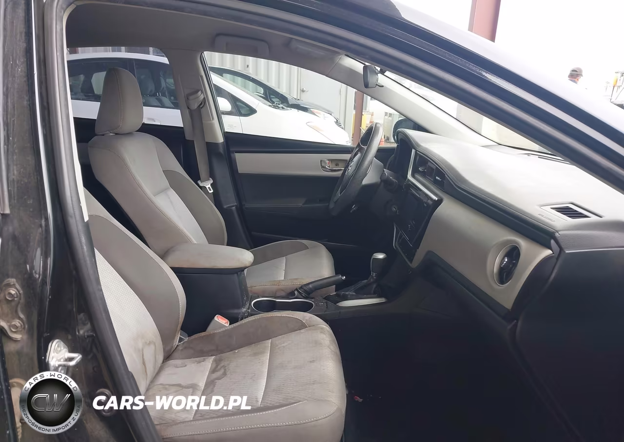 2017 Toyota Corolla Le VIN:2T1BURHE5HC891440 - 5