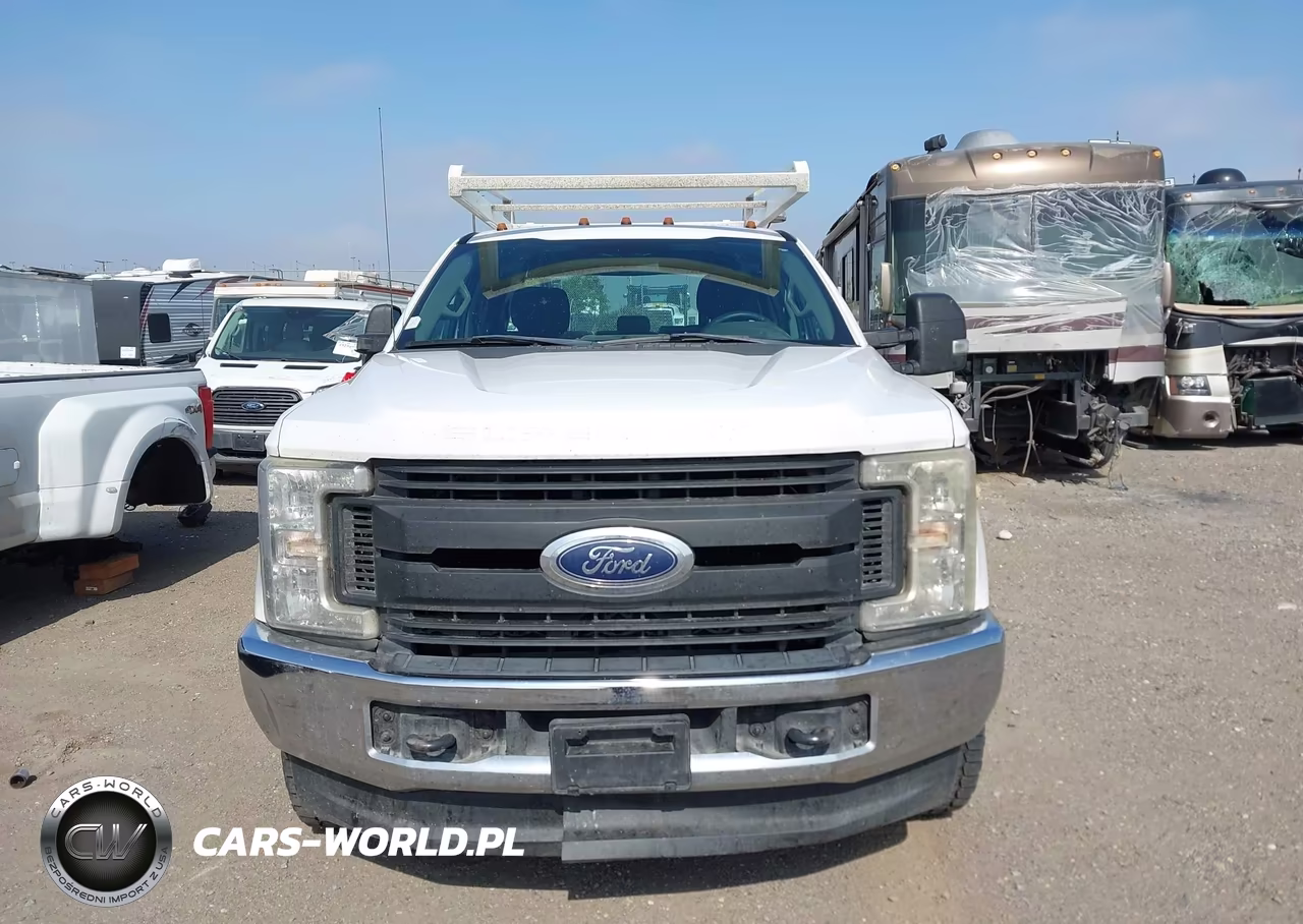 2019 Ford F-350 Chassis Xl VIN:1FD8X3FT2KEC55977 - 12