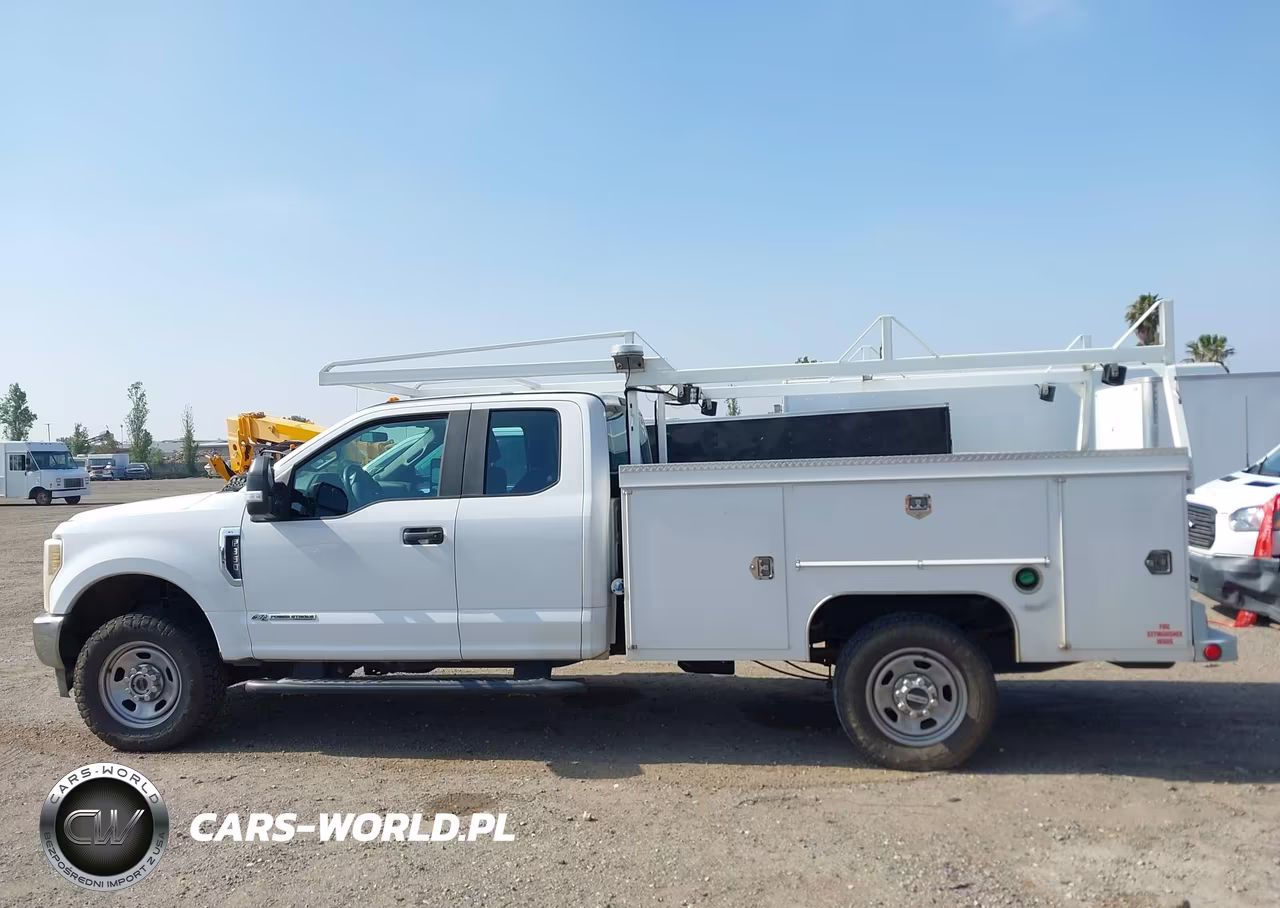 2019 Ford F-350 Chassis Xl VIN:1FD8X3FT2KEC55977 - 14