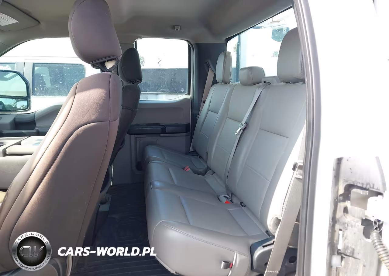 2019 Ford F-350 Chassis Xl VIN:1FD8X3FT2KEC55977 - 7