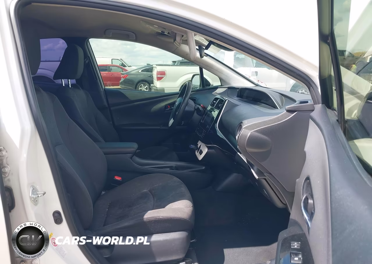 2017 Toyota Prius Two Eco VIN:JTDKARFU0H3532444 - 5