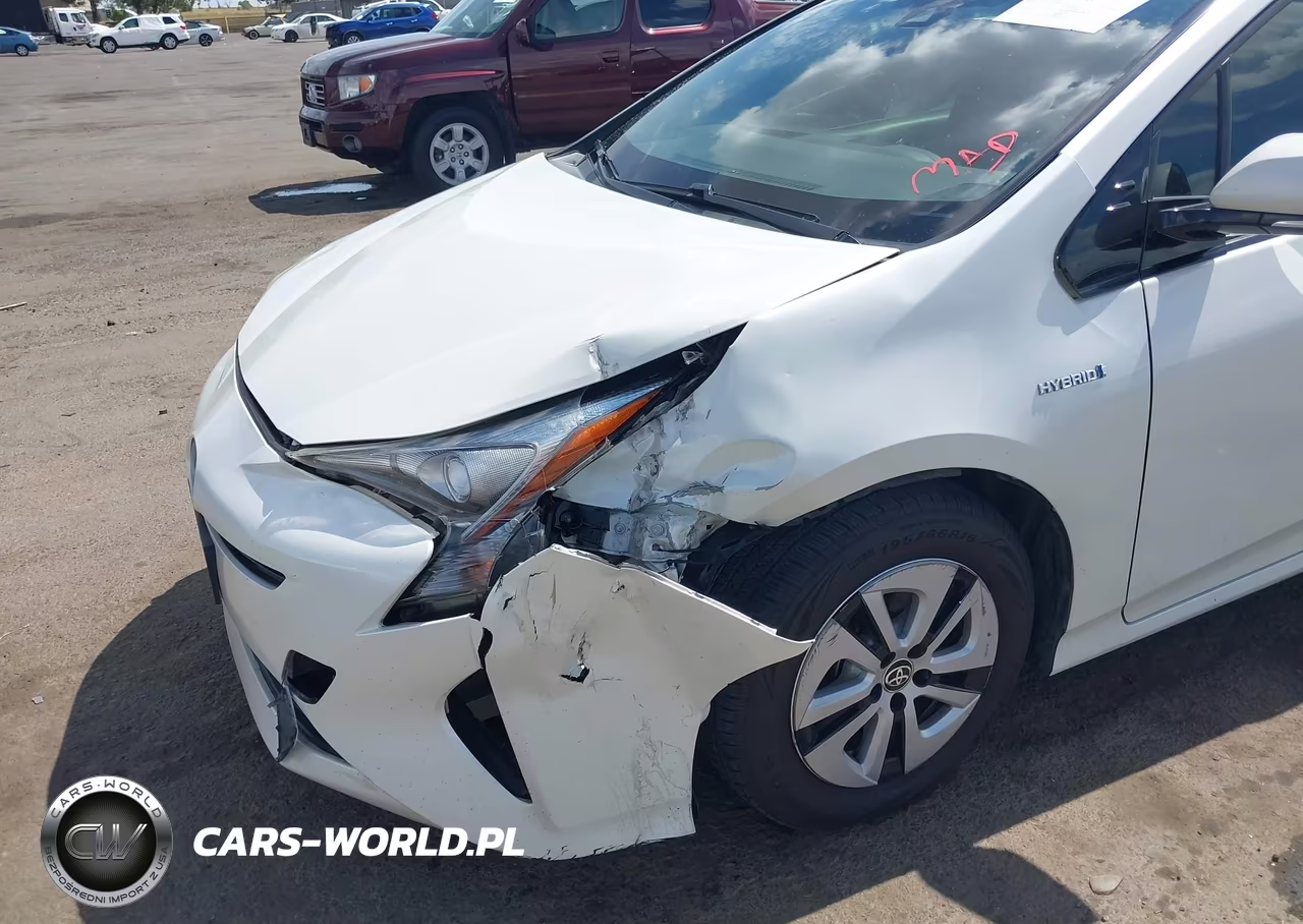 2017 Toyota Prius Two Eco VIN:JTDKARFU0H3532444 - 6