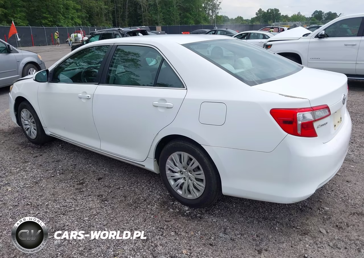 2012 Toyota Camry Le VIN:4T4BF1FK5CR200490 - 3