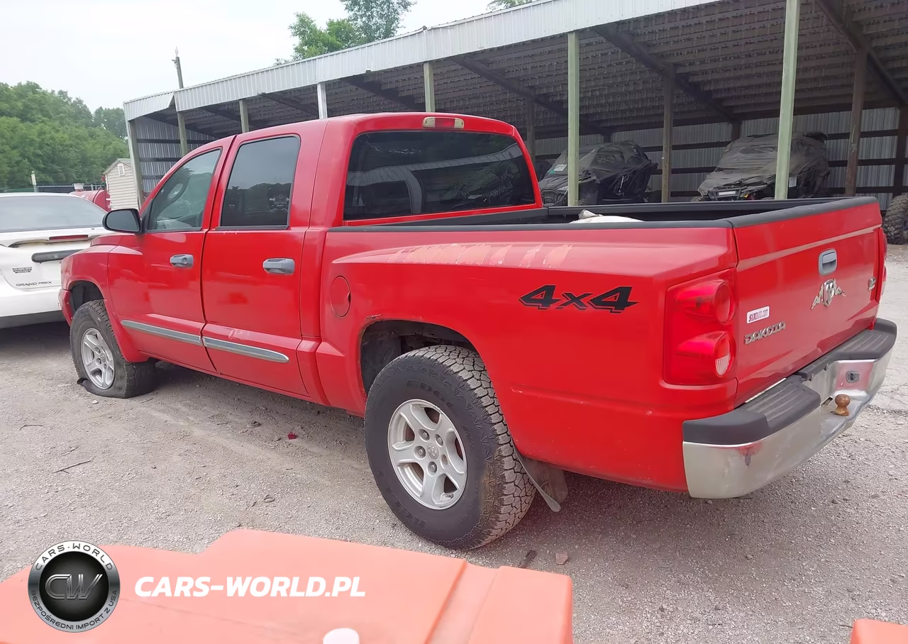 2005 Dodge Dakota Laramie VIN:1D7HW58N85S219515 - 3