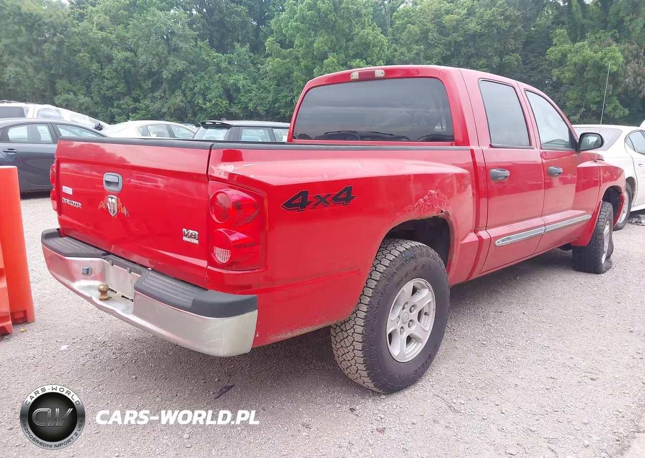 2005 Dodge Dakota Laramie VIN:1D7HW58N85S219515 - 4