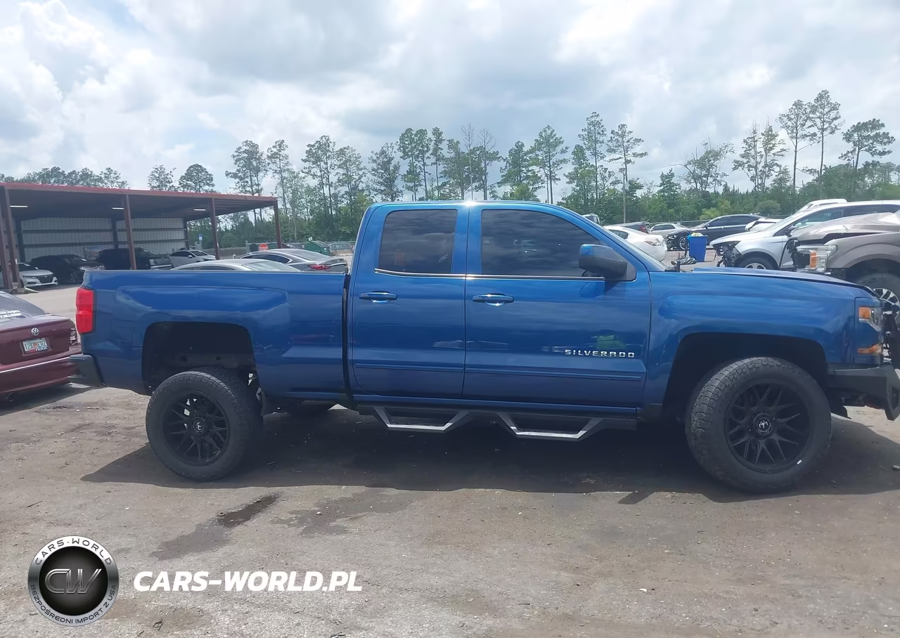2017 Chevrolet Silverado 1500 2Lt VIN:1GCVKREC2HZ341138 - 13