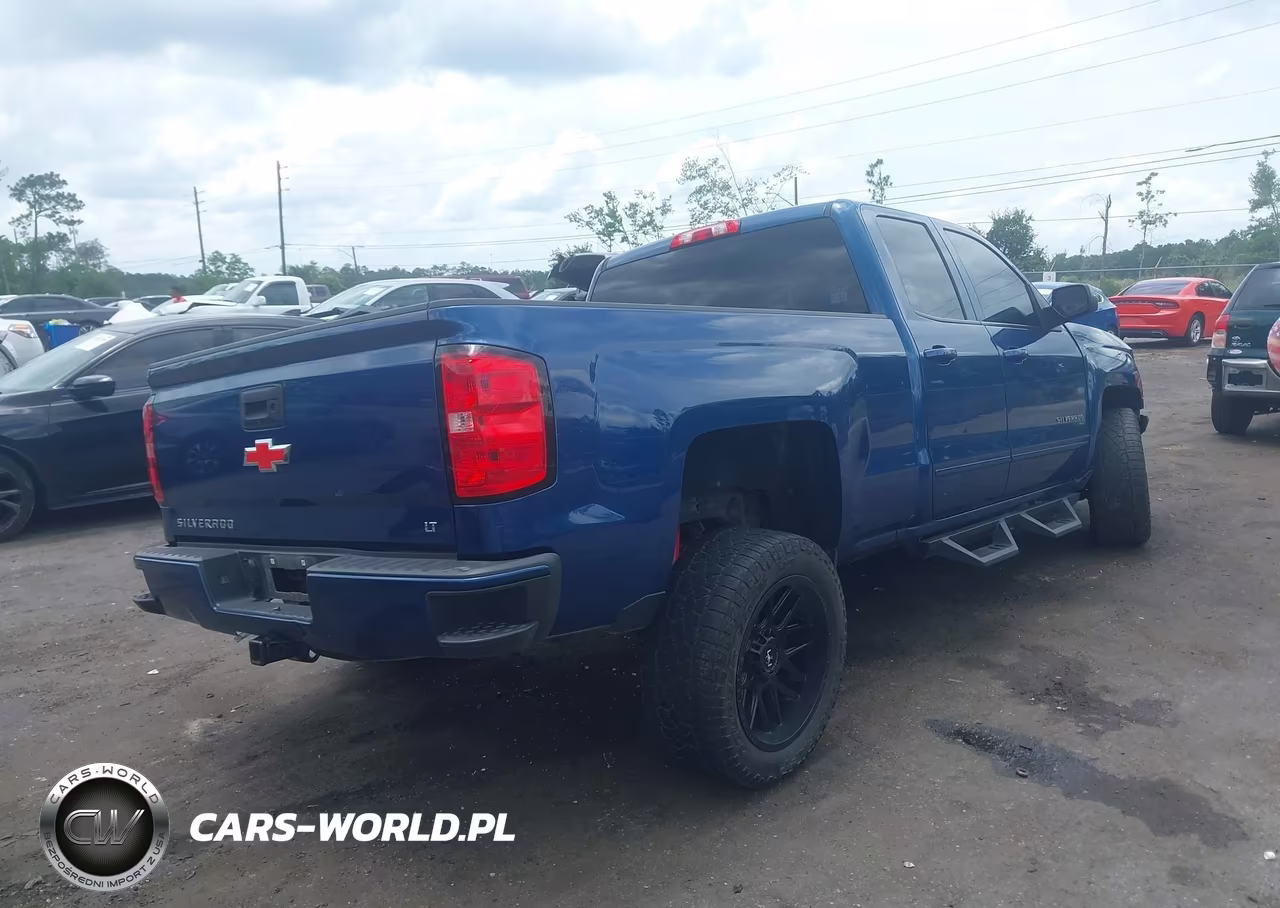 2017 Chevrolet Silverado 1500 2Lt VIN:1GCVKREC2HZ341138 - 4