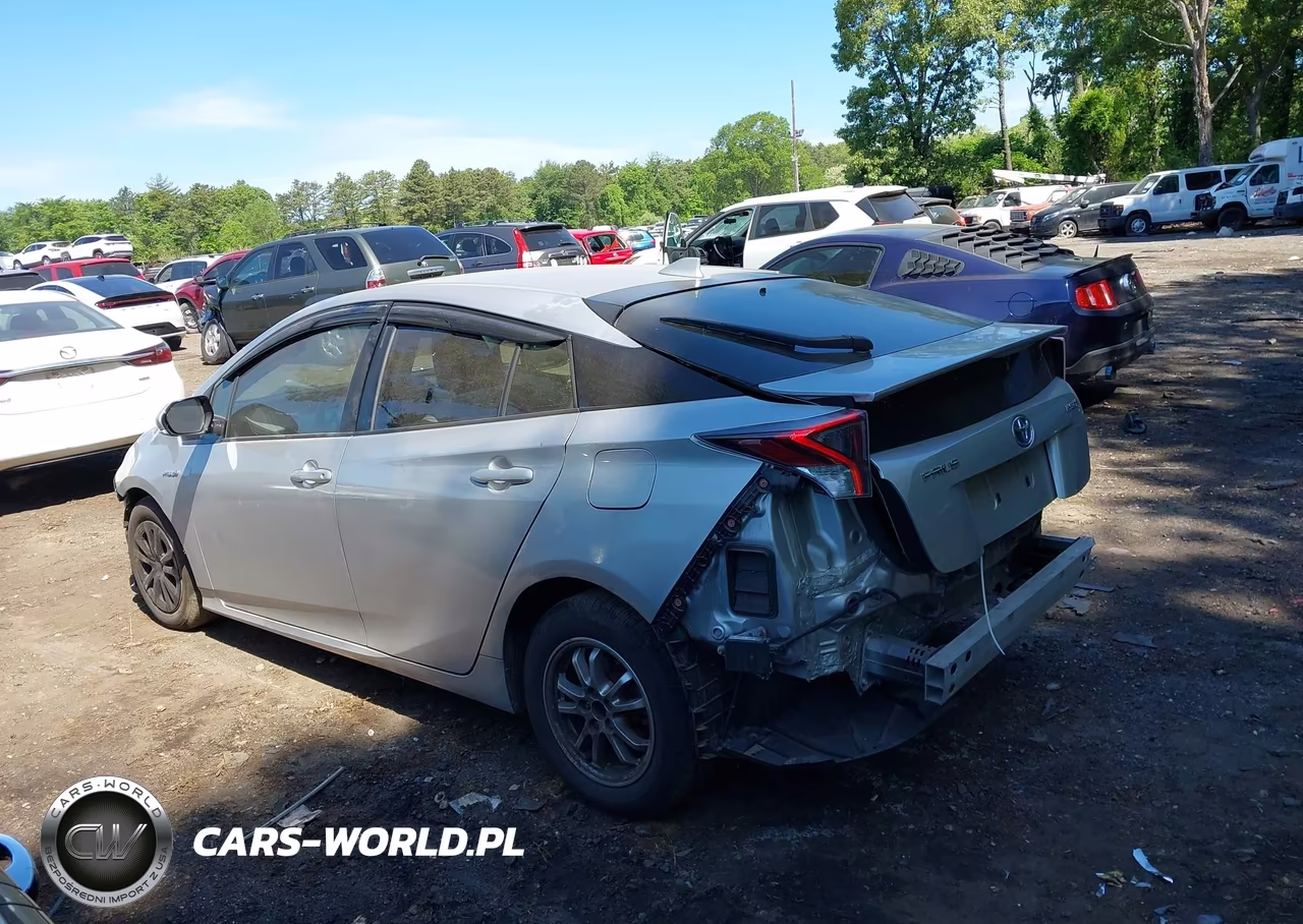 2018 Toyota Prius Two VIN:JTDKBRFU7J3597939 - 14