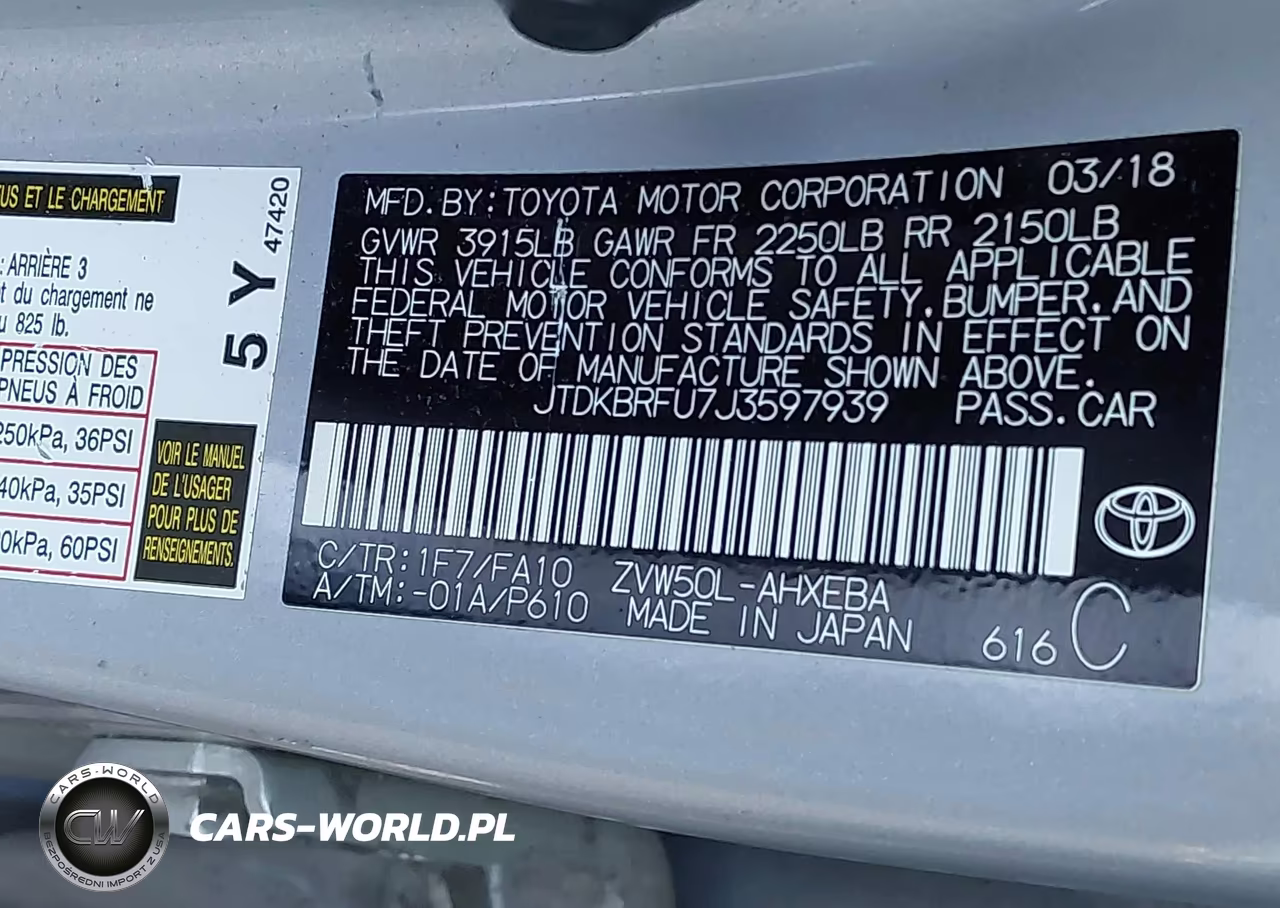 2018 Toyota Prius Two VIN:JTDKBRFU7J3597939 - 9
