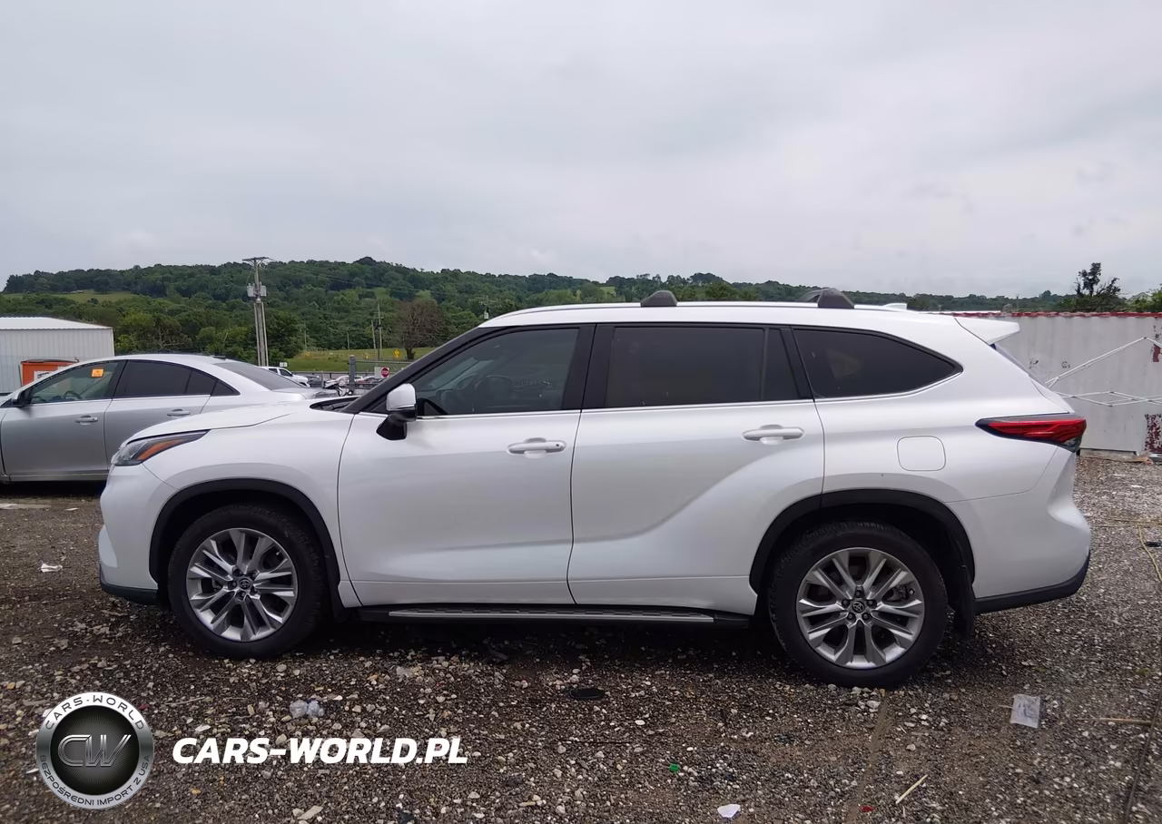 2022 Toyota Highlander Limited VIN:5TDYZRAH9NS106890 - 14