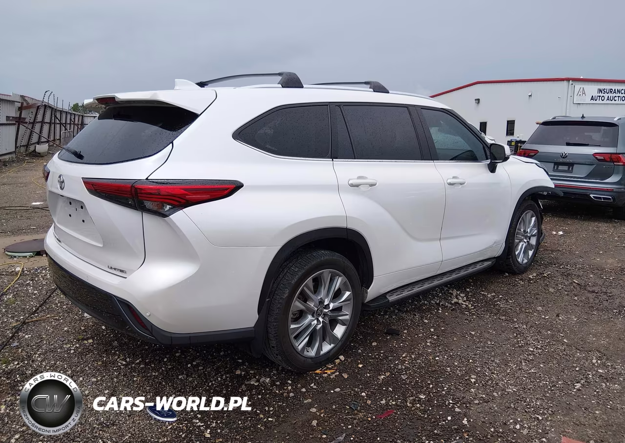 2022 Toyota Highlander Limited VIN:5TDYZRAH9NS106890 - 4