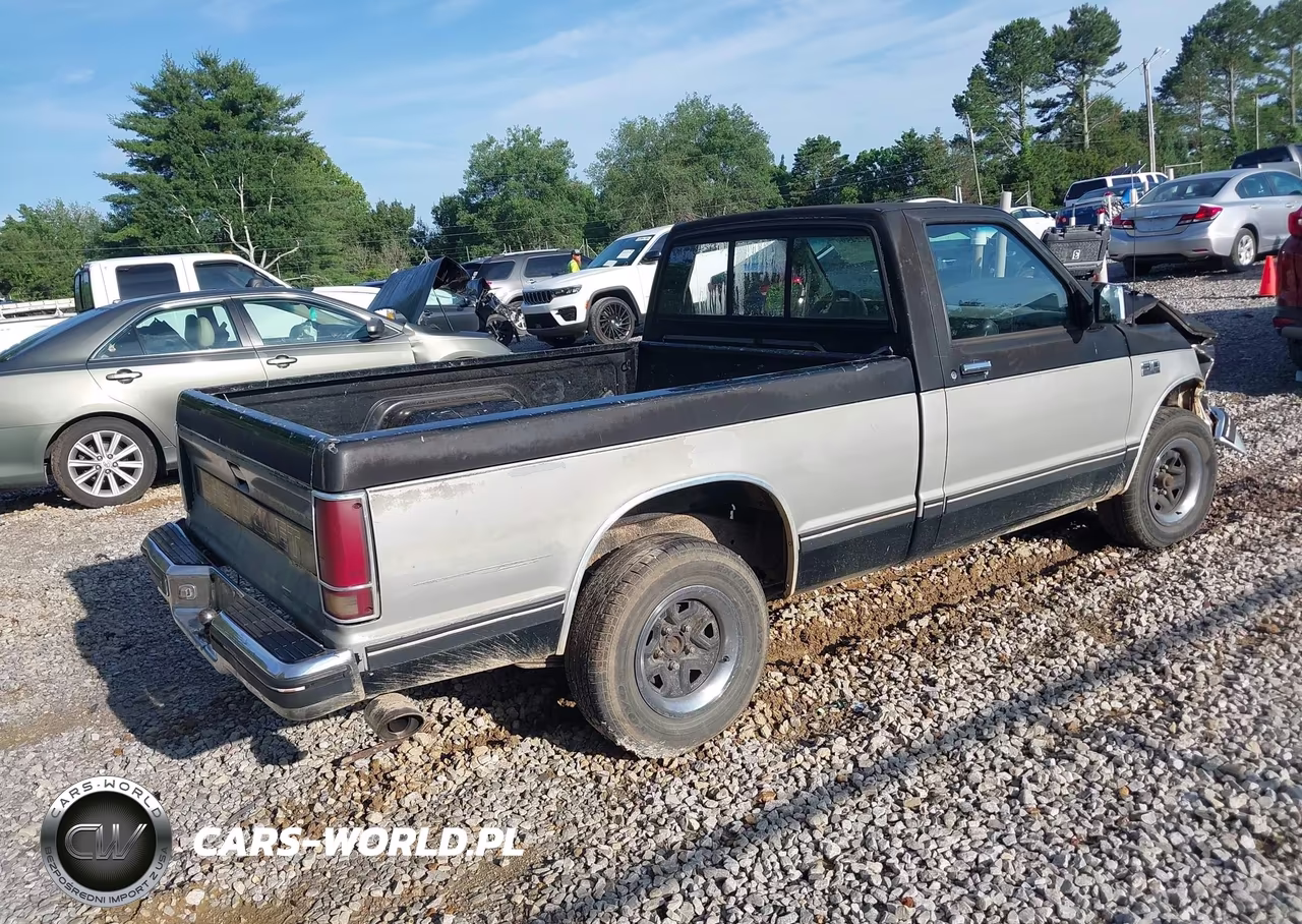 1989 Chevrolet S Truck S10 VIN:1GCCS14Z2K2199727 - 4