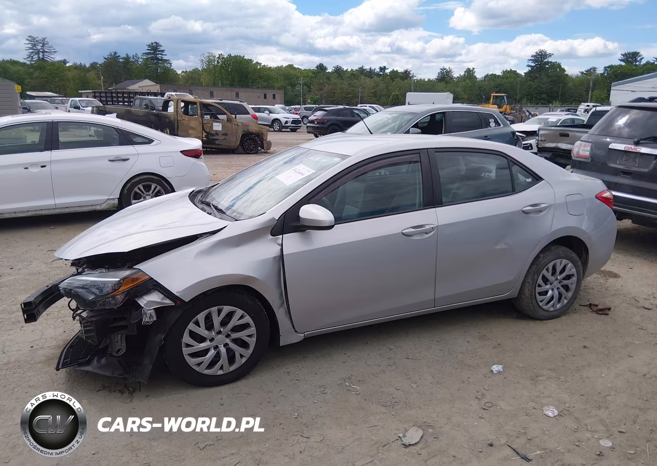 2018 Toyota Corolla Le VIN:2T1BURHE4JC991129 - 15