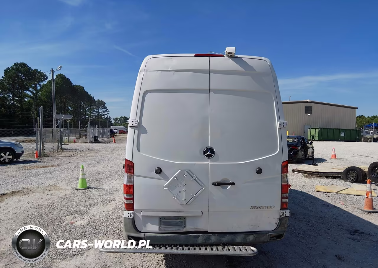 2011 Mercedes-Benz Sprinter 2500 High Roof VIN:WD3PE8CB9B5600530 - 16