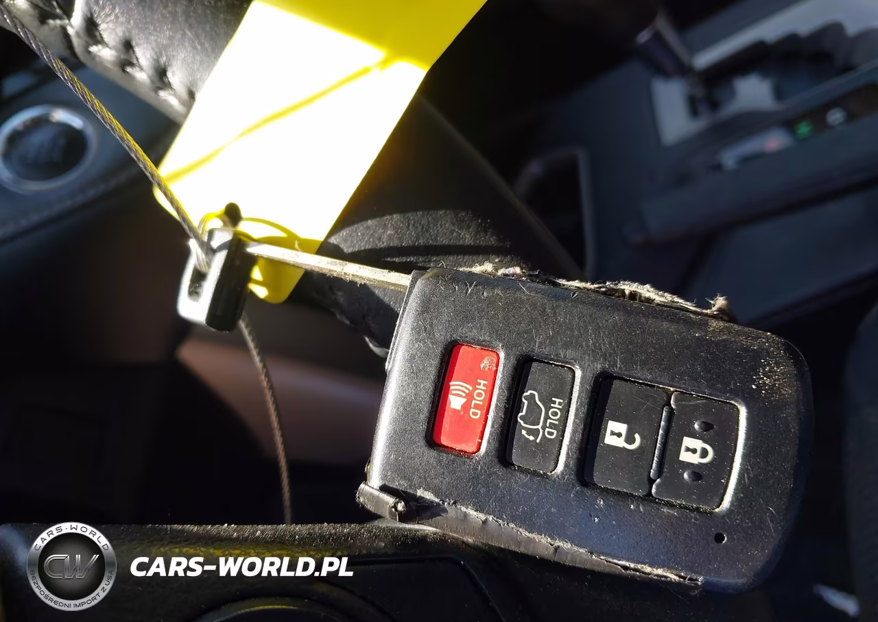 2018 Toyota Rav4 Xle VIN:2T3WFREV3JW513242 - 11