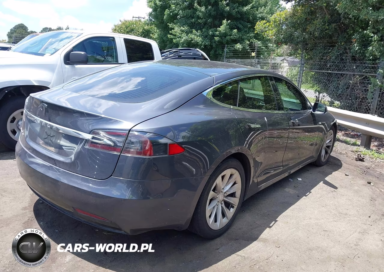 2017 Tesla Model S VIN:5YJSA1E29HF204606 - 4