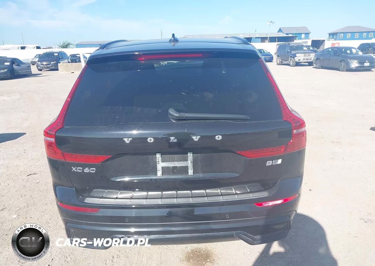 2022 Volvo Xc60 B5 R-Design VIN:YV4L12DM5N1081806 - 17
