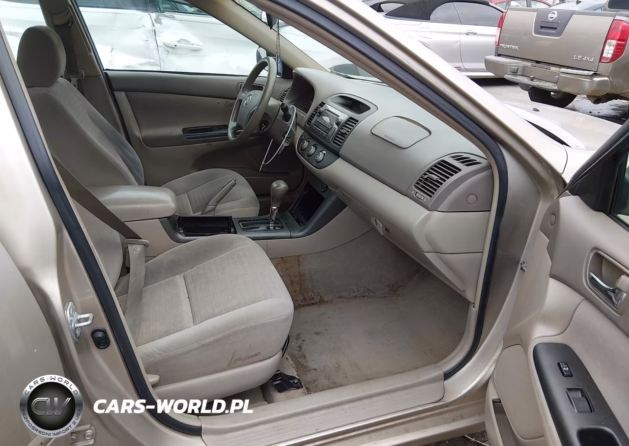 2005 Toyota Camry Std VIN:4T1BE32K75U984463 - 5