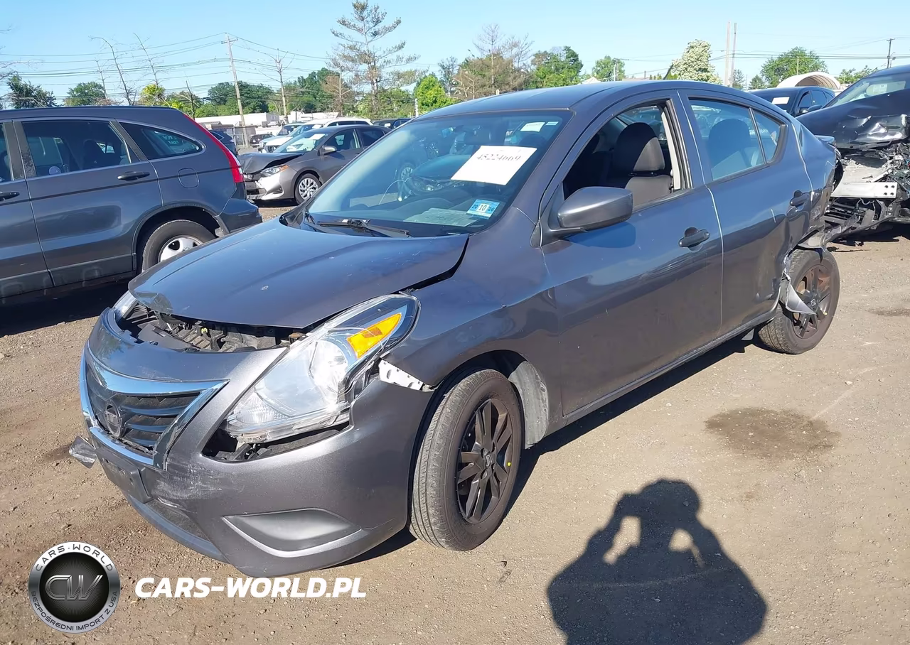 2019 Nissan Versa 1.6 S+ VIN:3N1CN7AP0KL813284 - 2