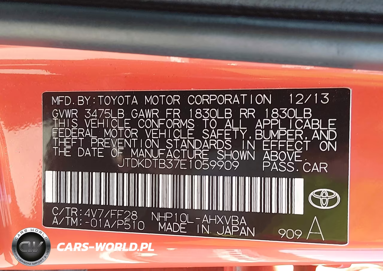 2014 Toyota Prius C Two VIN:JTDKDTB37E1059909 - 9