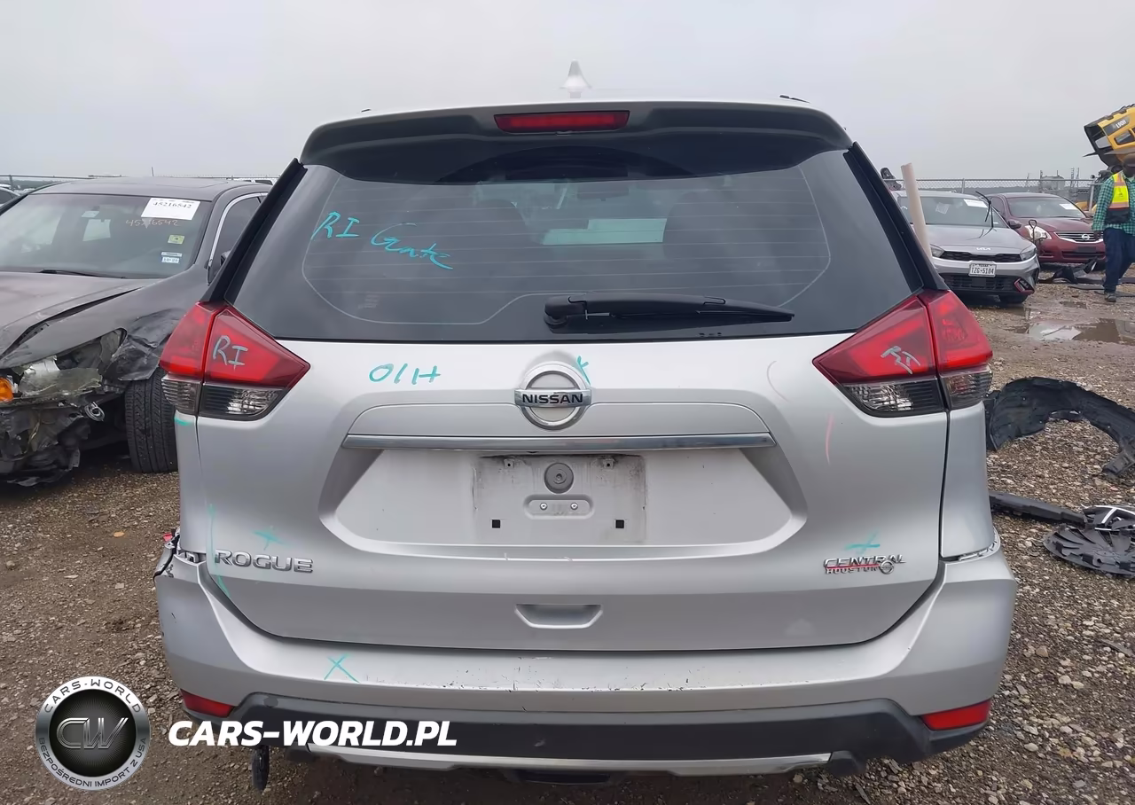 2018 Nissan Rogue S VIN:5N1AT2MT7JC830286 - 16
