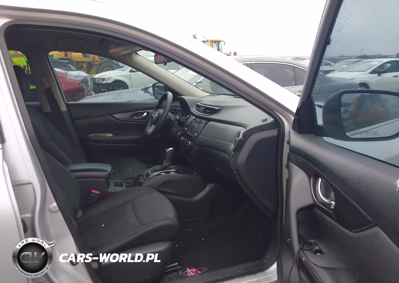 2018 Nissan Rogue S VIN:5N1AT2MT7JC830286 - 5