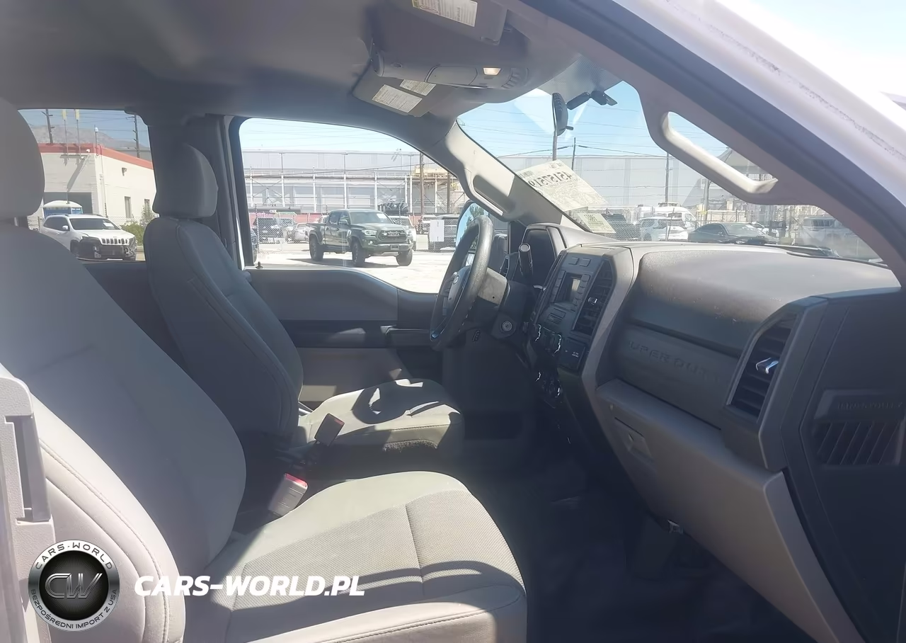 2019 Ford F-350 Xl VIN:1FT8X3B6XKEE37737 - 5
