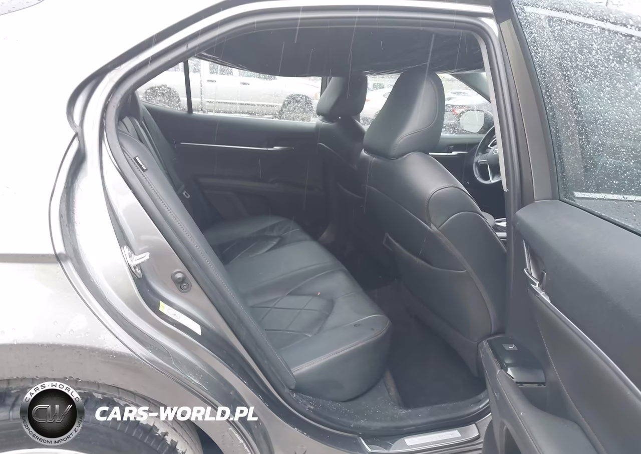 2018 Toyota Camry Xle VIN:4T1B11HK8JU147075 - 8
