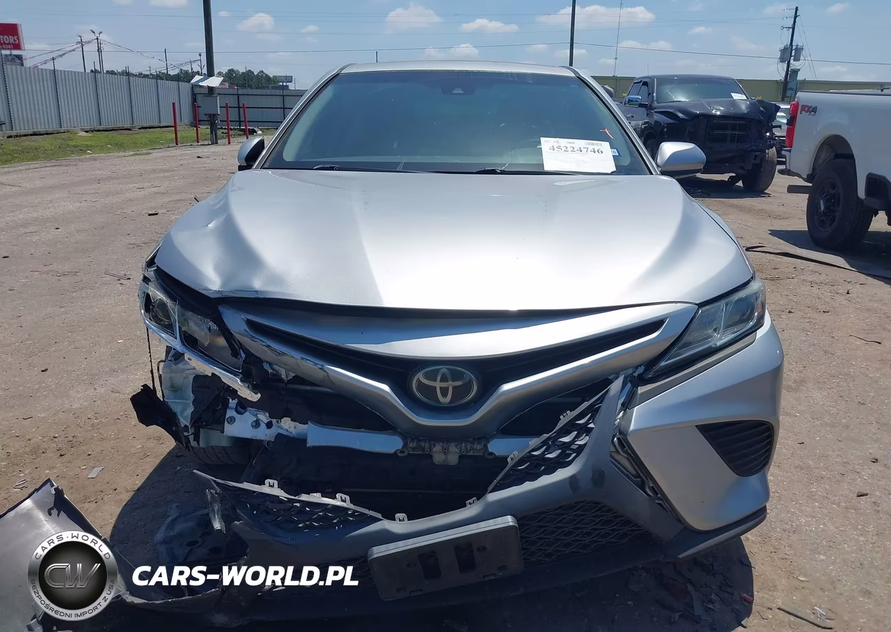 2018 Toyota Camry Se VIN:4T1B11HKXJU568926 - 12