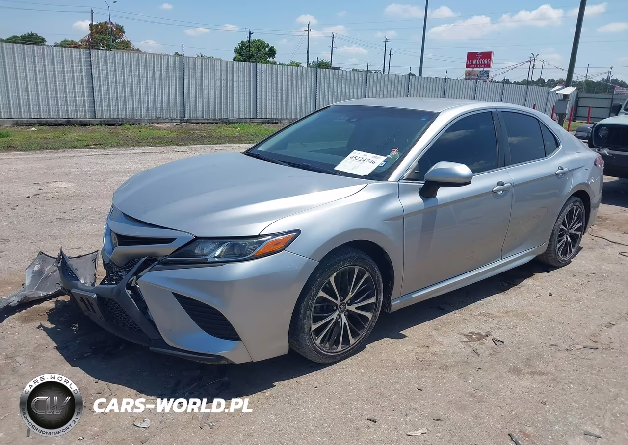 2018 Toyota Camry Se VIN:4T1B11HKXJU568926 - 2