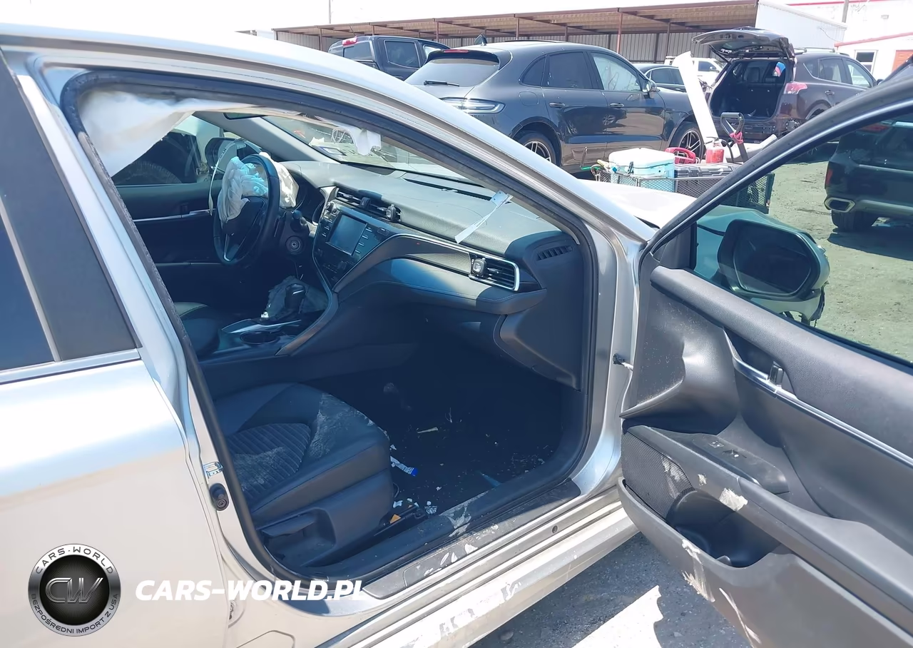 2018 Toyota Camry Se VIN:4T1B11HKXJU568926 - 5