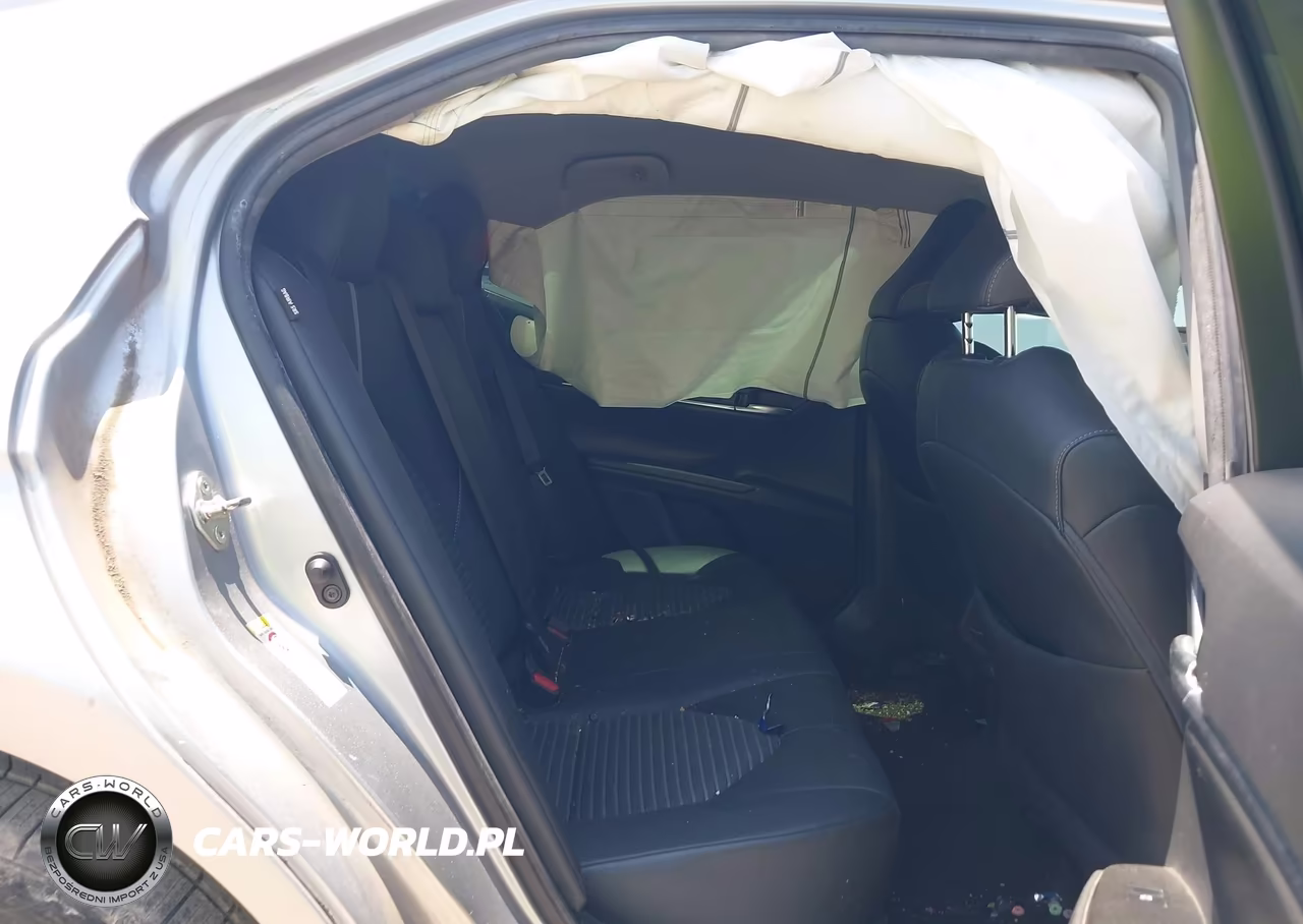 2018 Toyota Camry Se VIN:4T1B11HKXJU568926 - 8