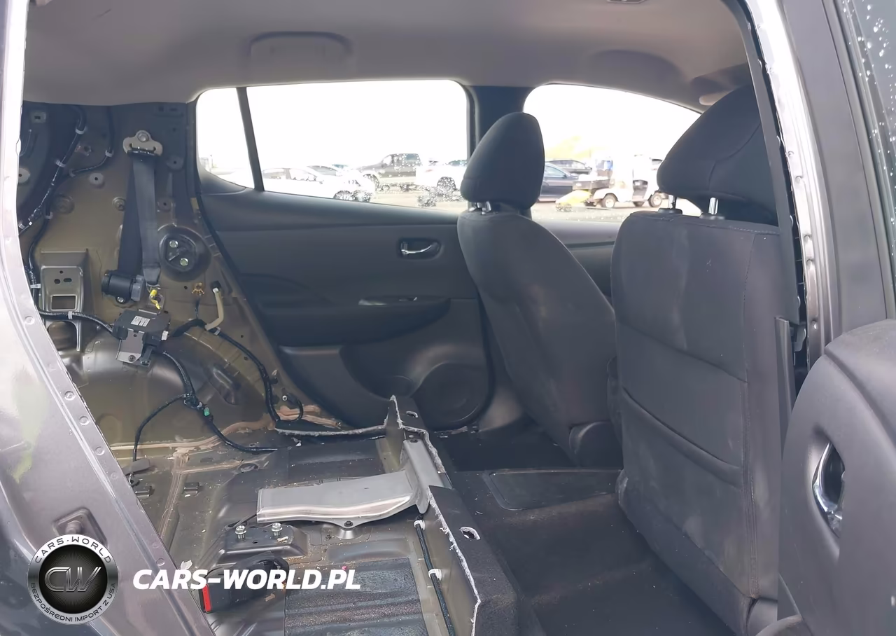 2019 Nissan Leaf S VIN:1N4AZ1CP7KC300327 - 8