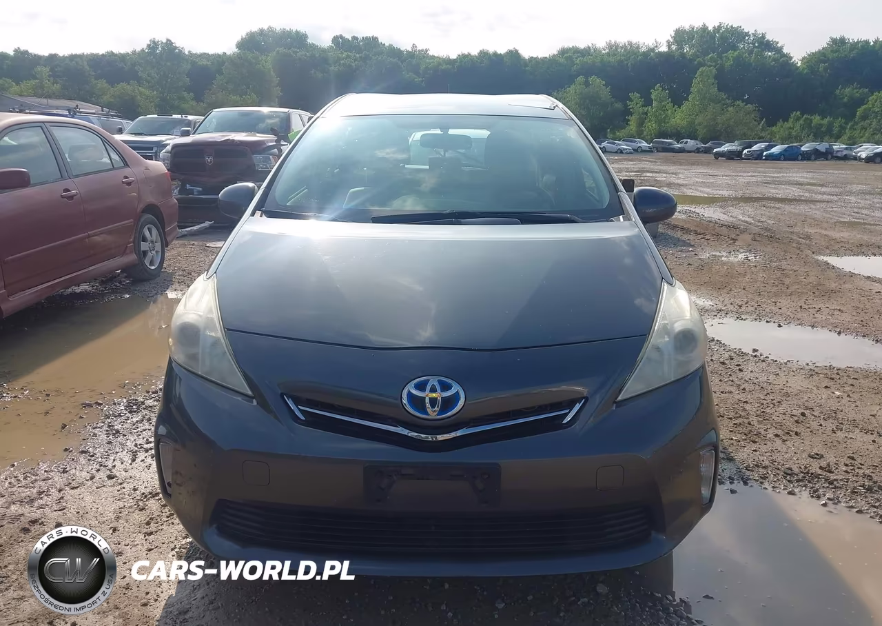 2013 Toyota Prius V Three VIN:JTDZN3EU0D3225688 - 12