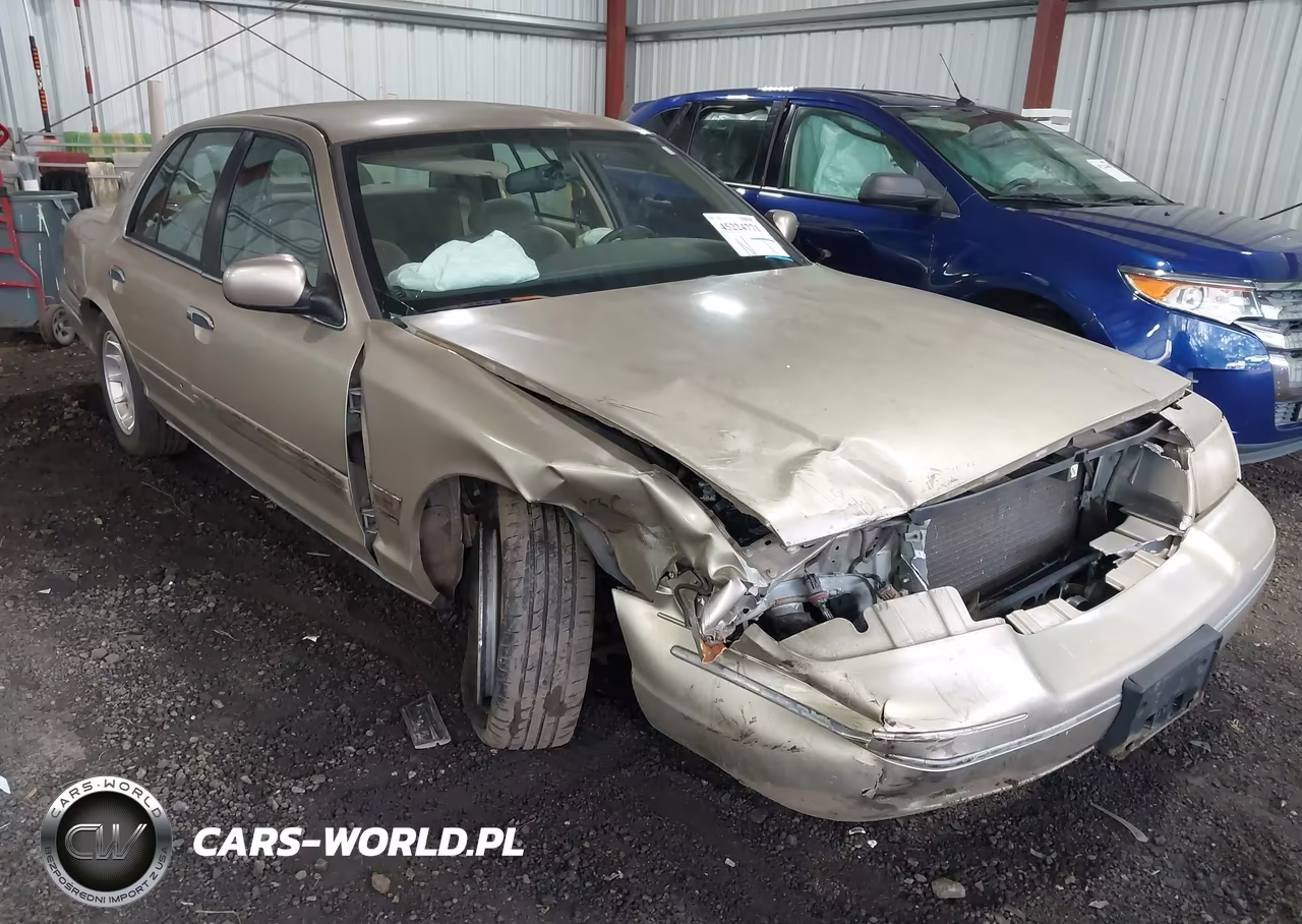 2000 Ford Crown Victoria Lx