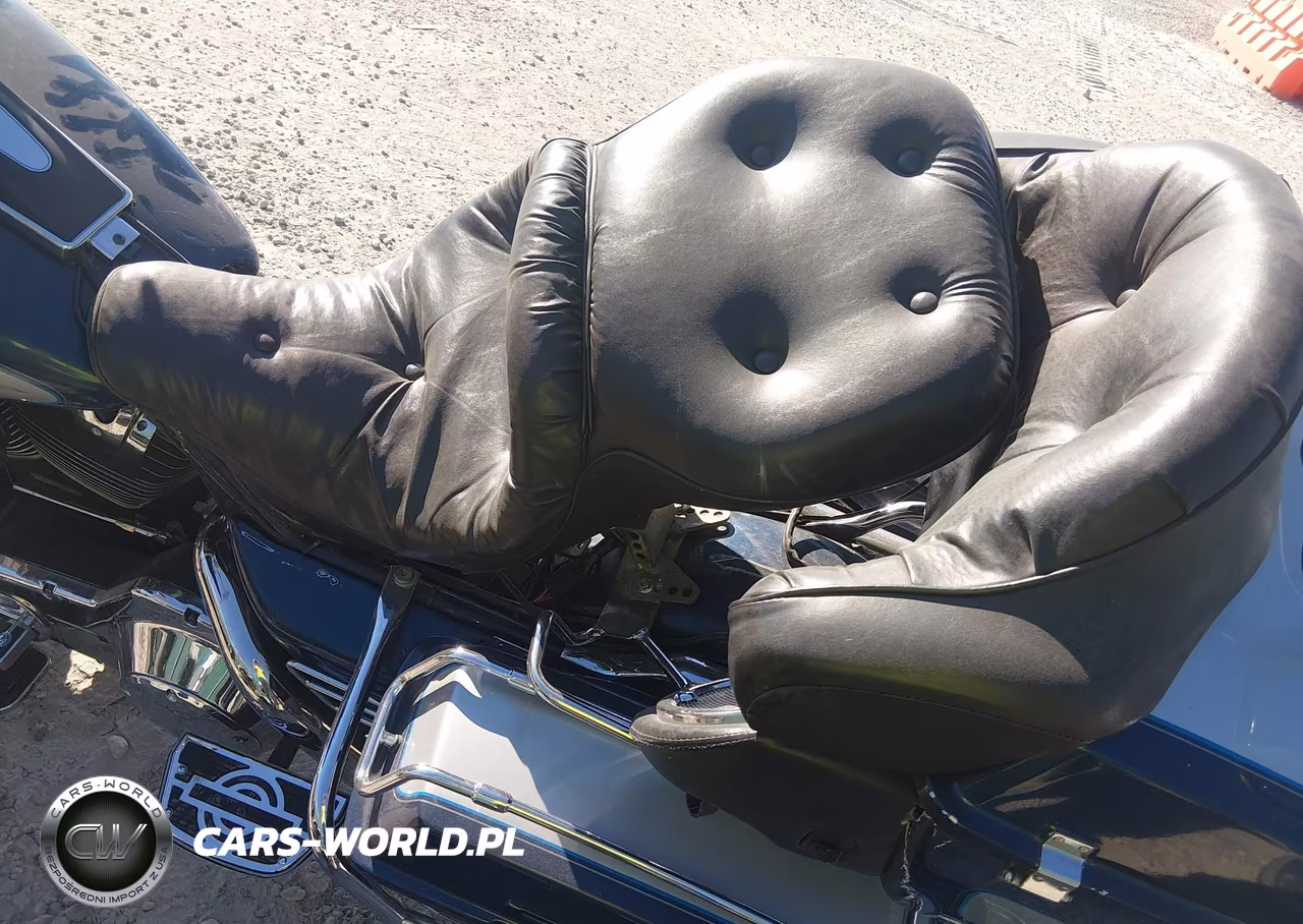 1999 Harley-Davidson Flhtcui VIN:1HD1FCW19XY620473 - 17