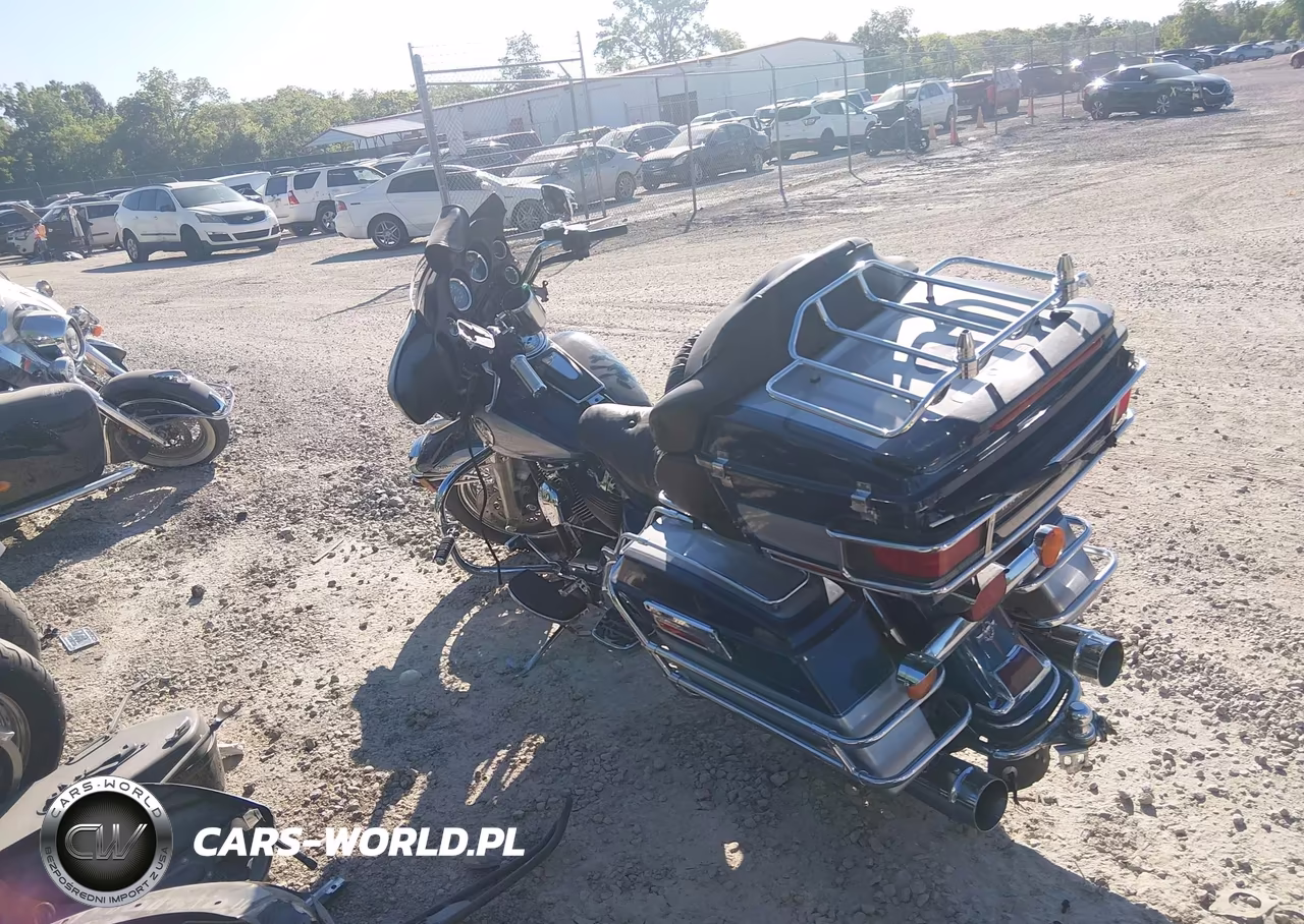 1999 Harley-Davidson Flhtcui VIN:1HD1FCW19XY620473 - 3
