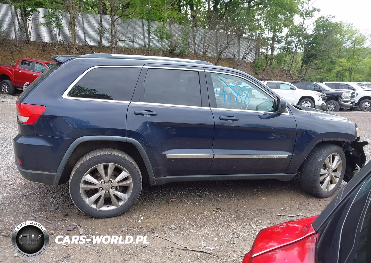 2012 Jeep Grand Cherokee Laredo VIN:1C4RJFAG1CC273177 - 13