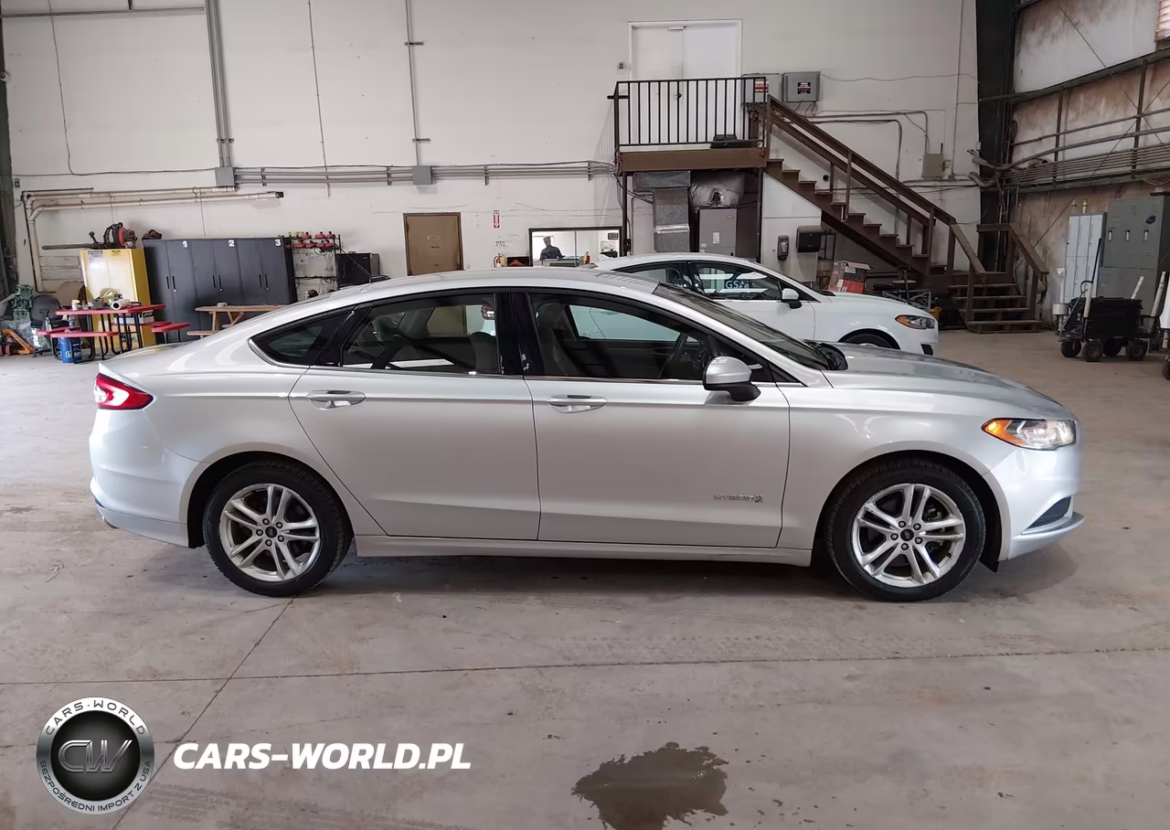 2018 Ford Fusion Hybrid S VIN:3FA6P0UU2JR271393 - 13