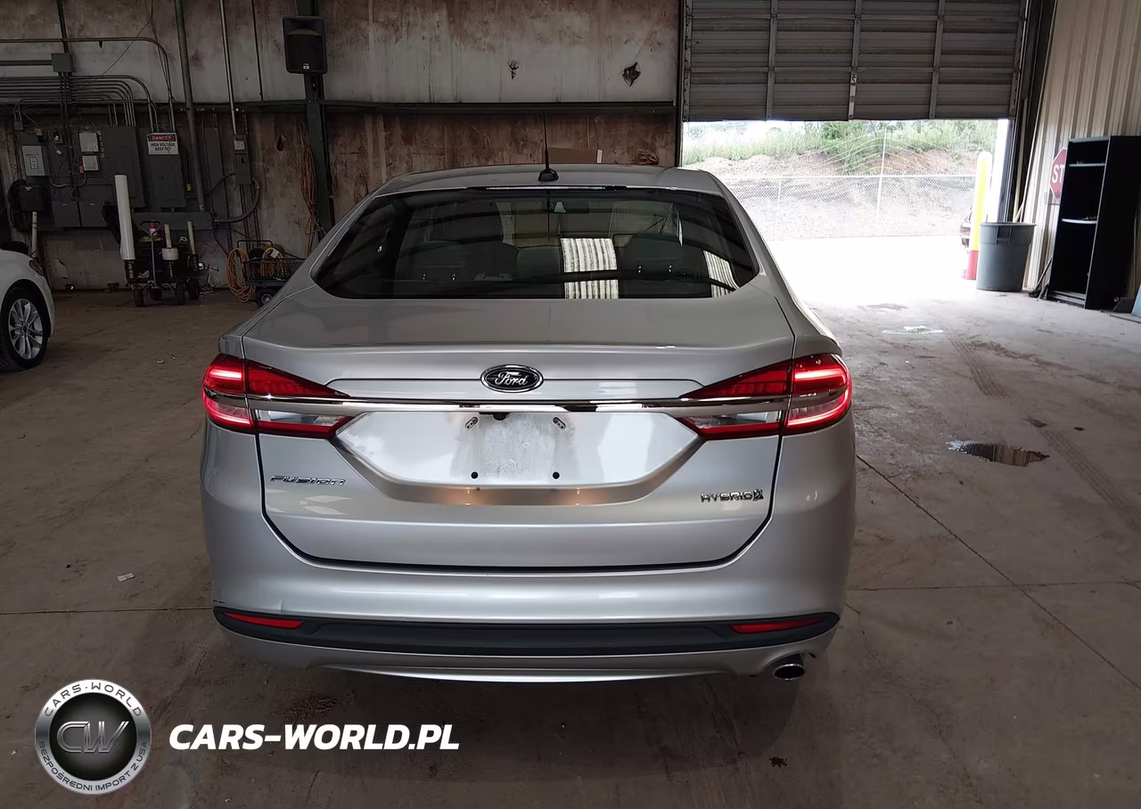2018 Ford Fusion Hybrid S VIN:3FA6P0UU2JR271393 - 16